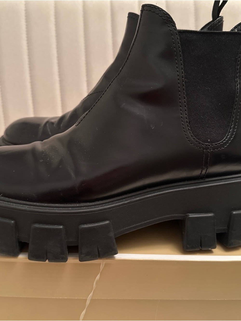 Prada monolith chelsea boots size 39 - Picture 2 of 7